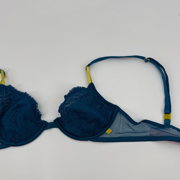 Victoria’s Secret Lace Unlined Demi Bra in Teal / Chartreuse | 32B - Picture 6 of 9